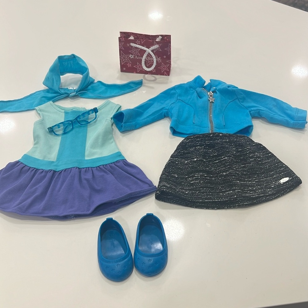 2 cute outfits for American girl doll
